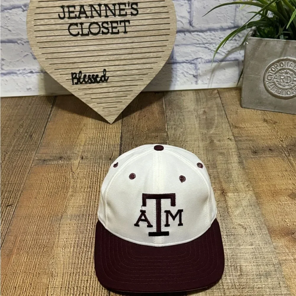 Vintage Texas A & M Aggies Hat-Fitted Gig Em USA New Era 6 5/8